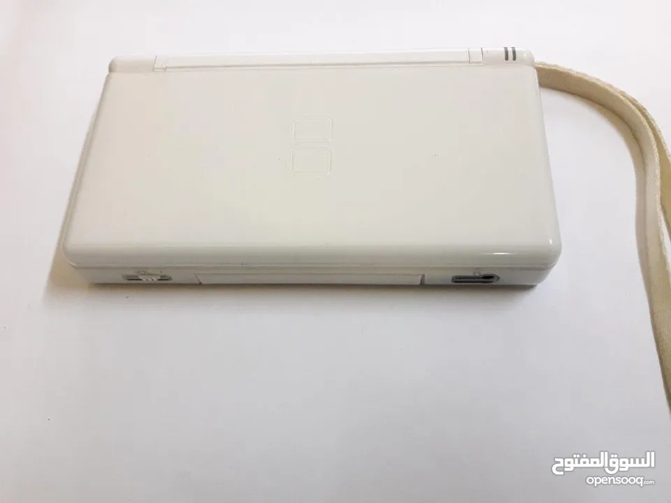 اجهزة العاب ناينتدو  Nintendo DS معدلة مع مجموعة العاب رائعة