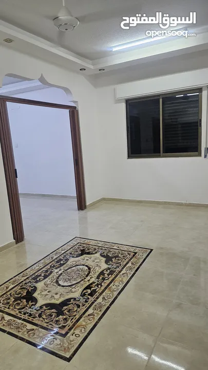 طابق كامل للإيجار