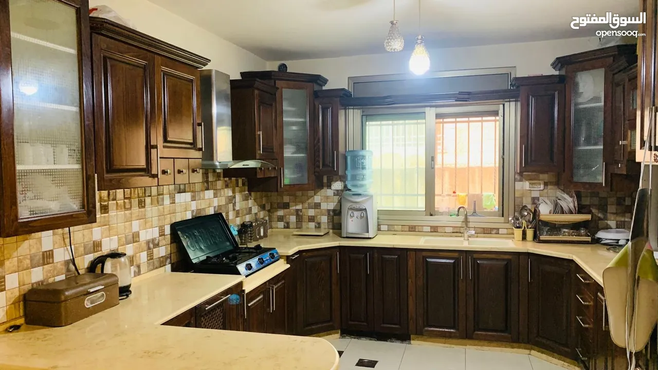 شقه للبيع قرب عين منجد قيادة الشرطه