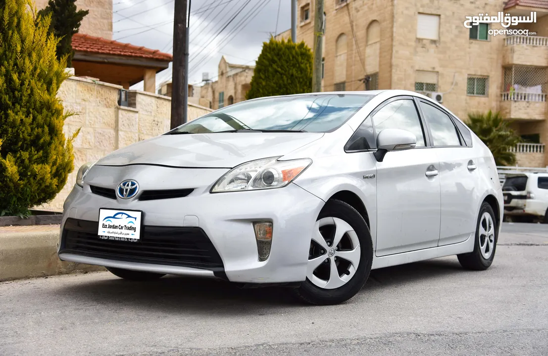 تويوتا بريوس هايبرد بحالة الشركة Toyota Prius Hybrid 2015