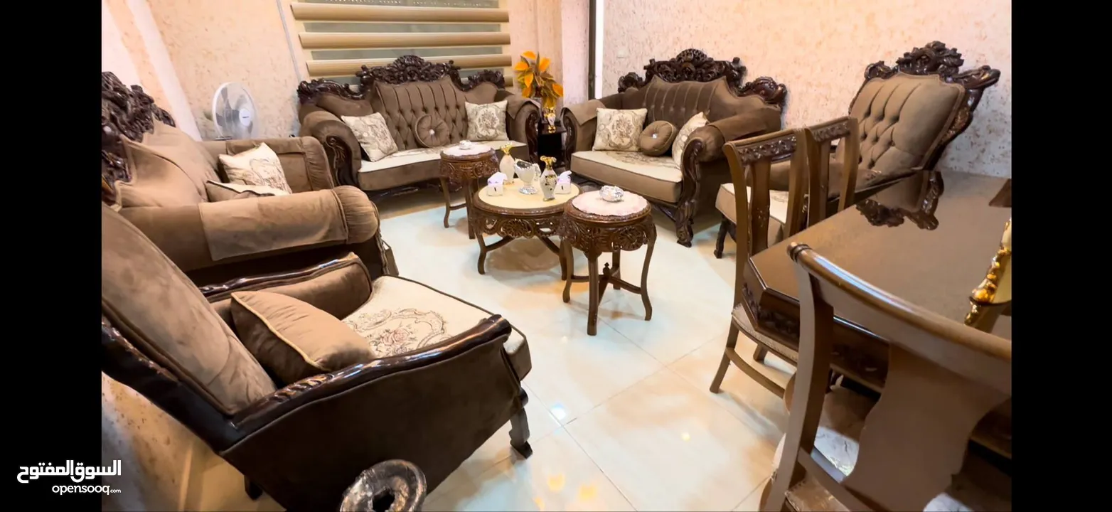 شقة مساحة 150م للبيع البتراوي خلف فندق جوابرة شارع الكرامة طابق 3