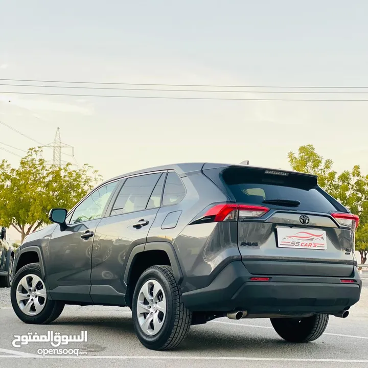 TOYOTA RAV 4 LE 2022 السيارة جاهزه إلا ستخدام