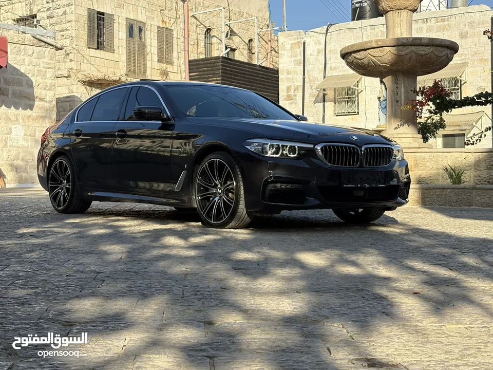 BMW 530e  E drive  Individual