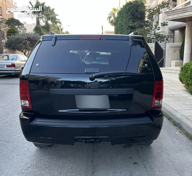 جيب جراند شيروكي موديل 2005  ‎ بحالة ممتازة / فل كامل Black Edition