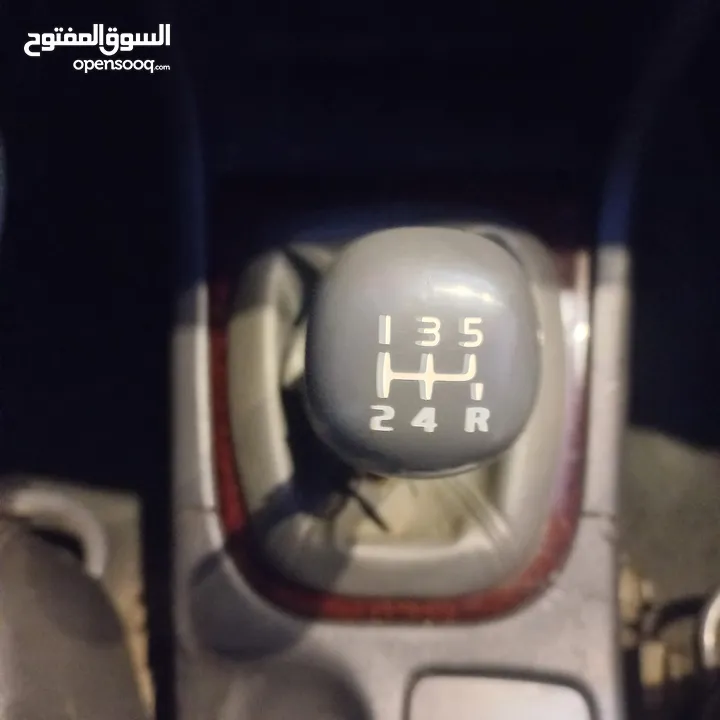 فولفو v40 محرك عادي ونديترو عادي