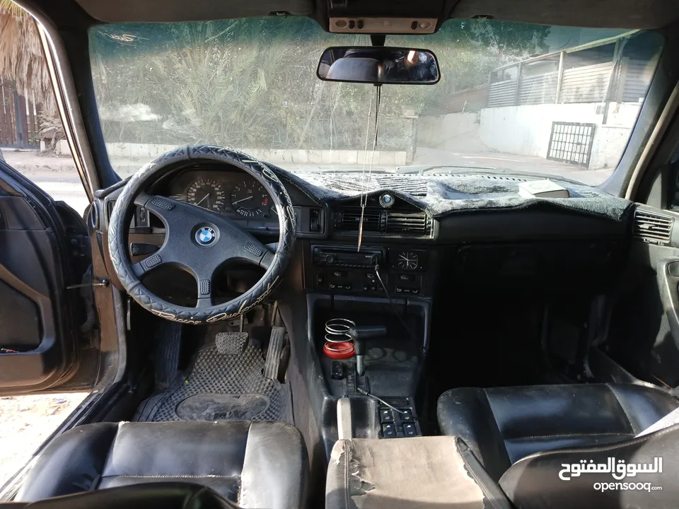 bmw E-34  520 للبيع