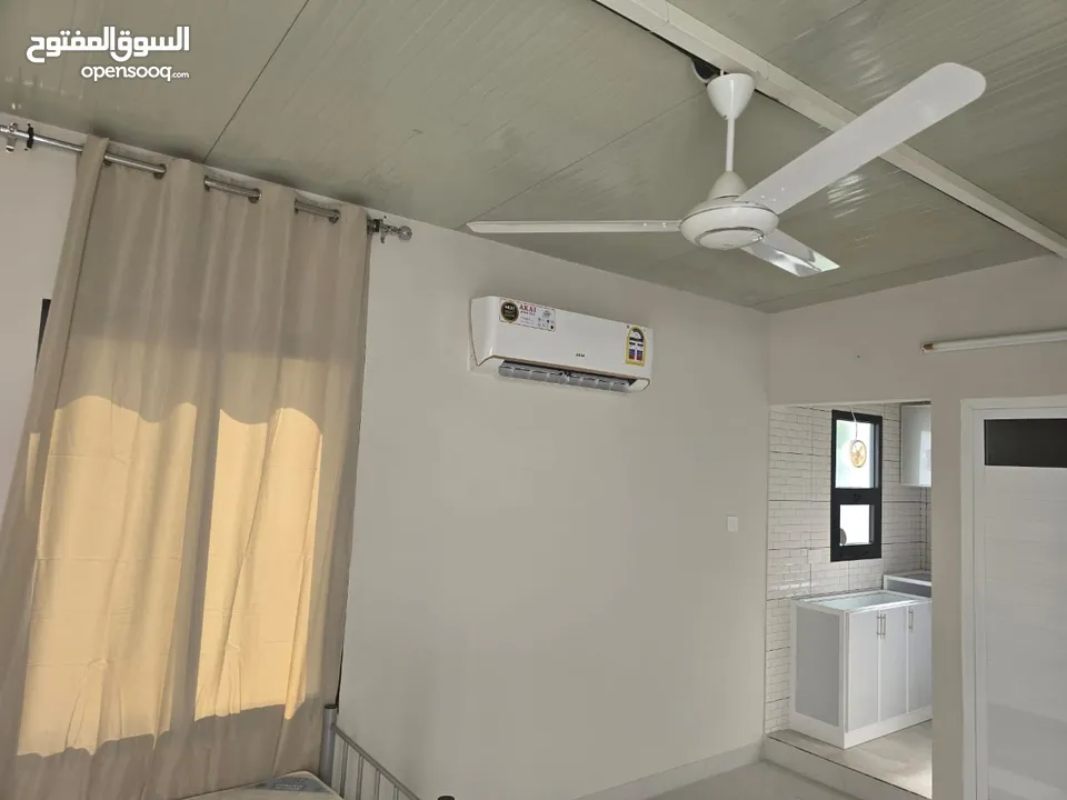 غرف للإيجار للعوائل فقط في الحيل الجنوبية - Furnished Families Rooms For Rent In Al Hail