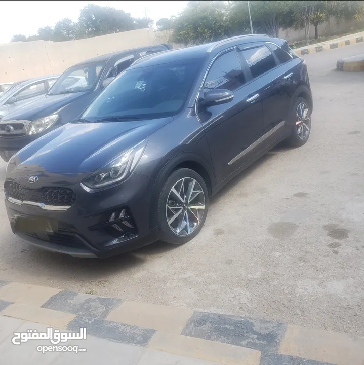 نيرو هايبرد 2020 تورينق ،7 جيد ،بريميوم أعلى فئة ،وارد كوري ، استخدام شخصي ، فل الفل ، جميع الاضافات