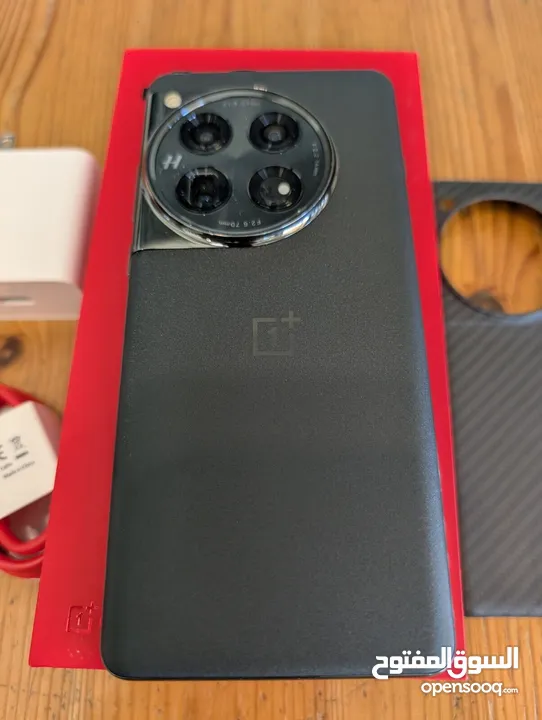 OnePlus 12