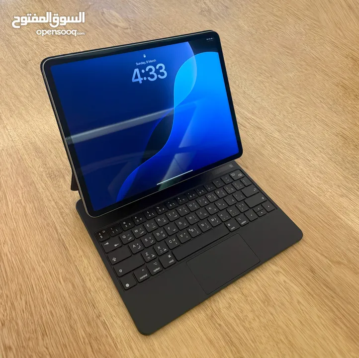 iPad Pro 12.9-inch (2022)  256 GB  M2 Chip  Like New + Keyboard & Bag  ايباد برو