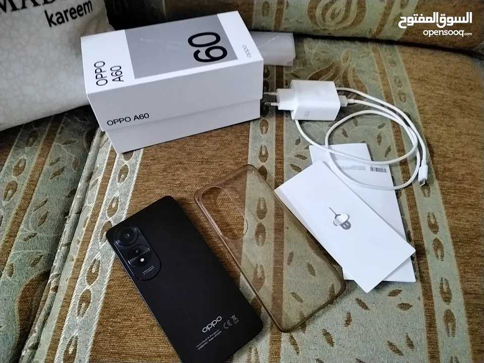 oppo A60 128للبيع او للبدل على ايفون) جيجا بايت)