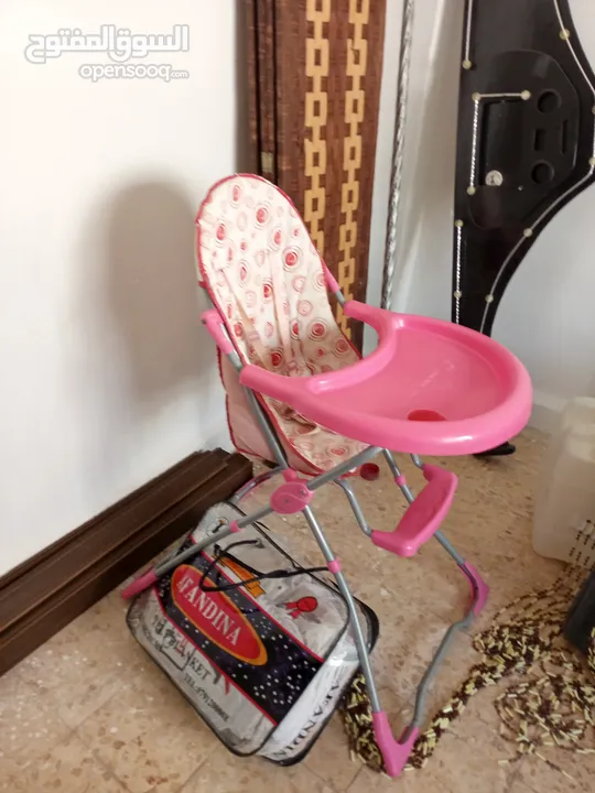 كرسي طعام اطفال سعر 7 نظيف استعمال خفيف جدا