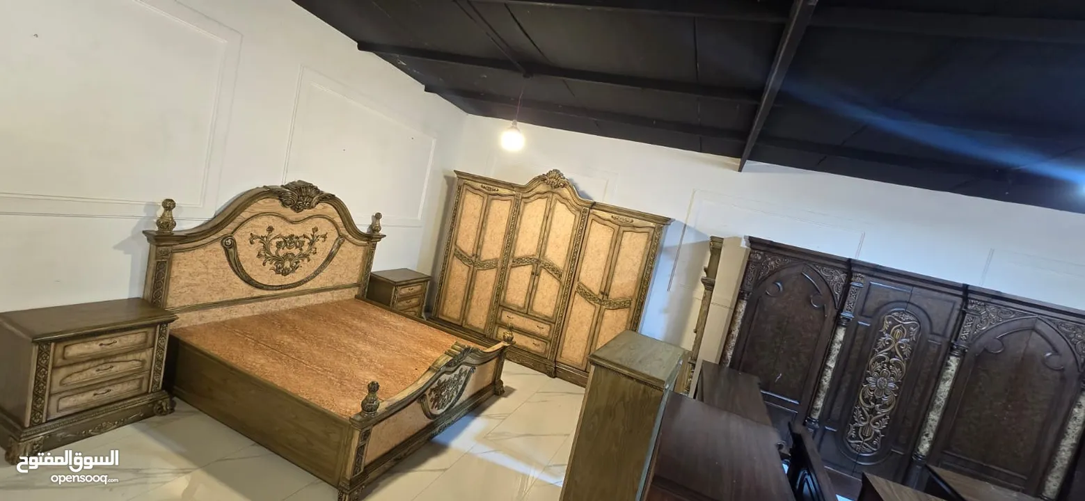 غرفة نوم ماستر خليجي  مع ملحق إضافي فخمة وفاخرة جداً  بتفاصيل مميزة بعمق 60_سم  " 6قواطع خشبية بح