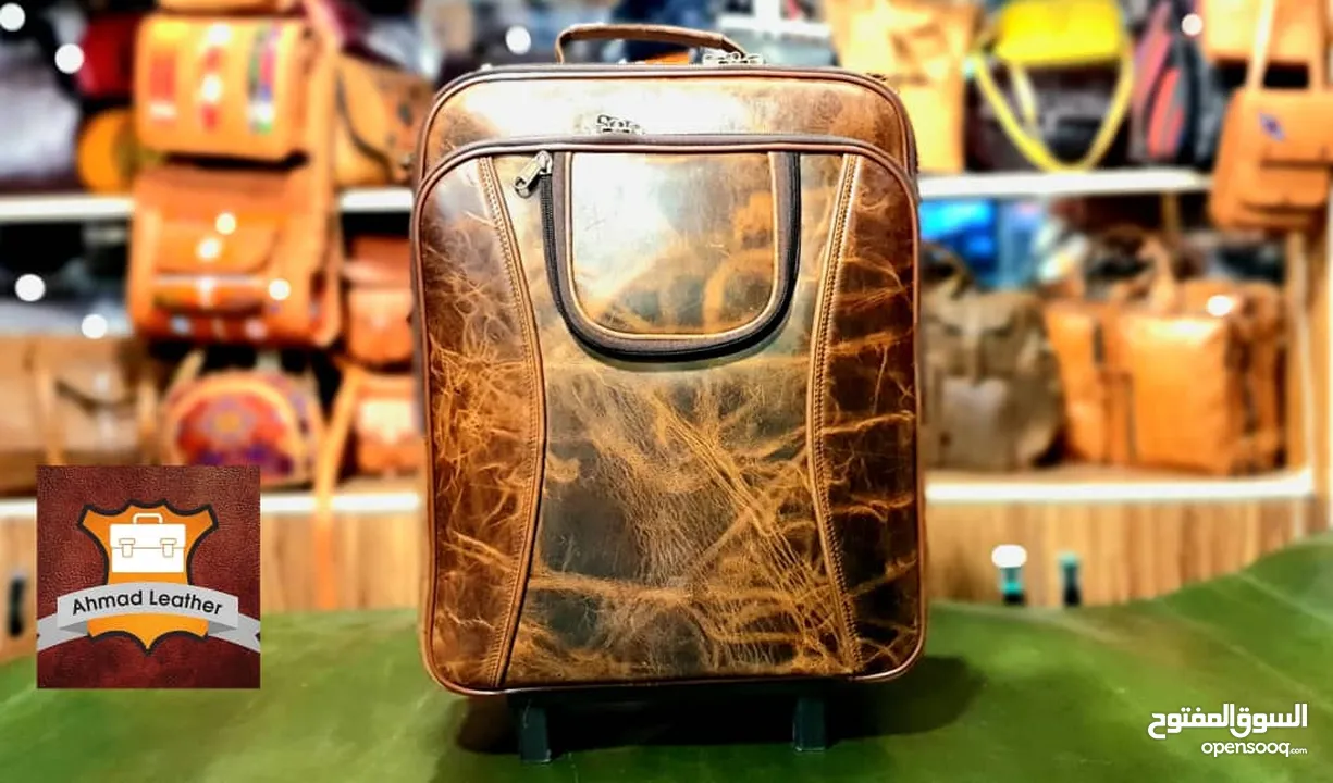 Handmade leather backpacks حقائب الظهر الجلدية المصنوعة يدويا