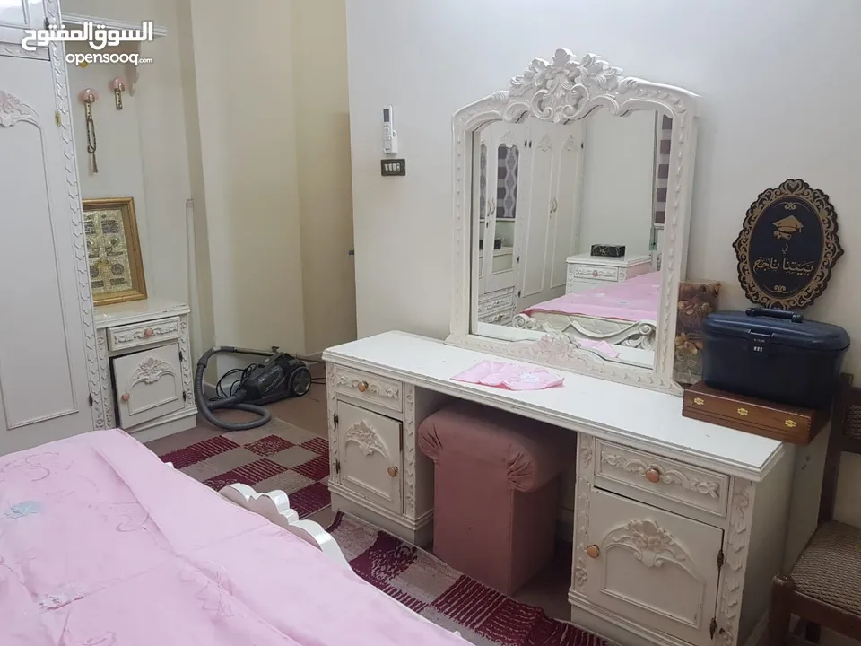 غرفة نوم تفصيل كلاسيكي