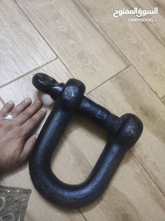 هوك حجم كبير وزن 30كيلو سعرو25دينار  والله يبارك لصاحب النصيب