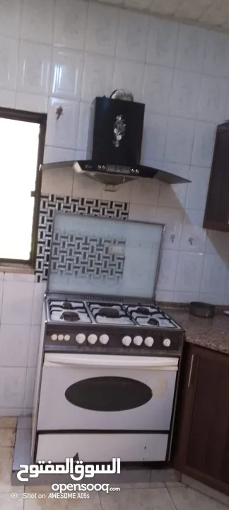 غرفة للايجار سكن طالبة أو سيدة عاملة شامل جميع الفواتير الكهرباء و الماء و الانترنت