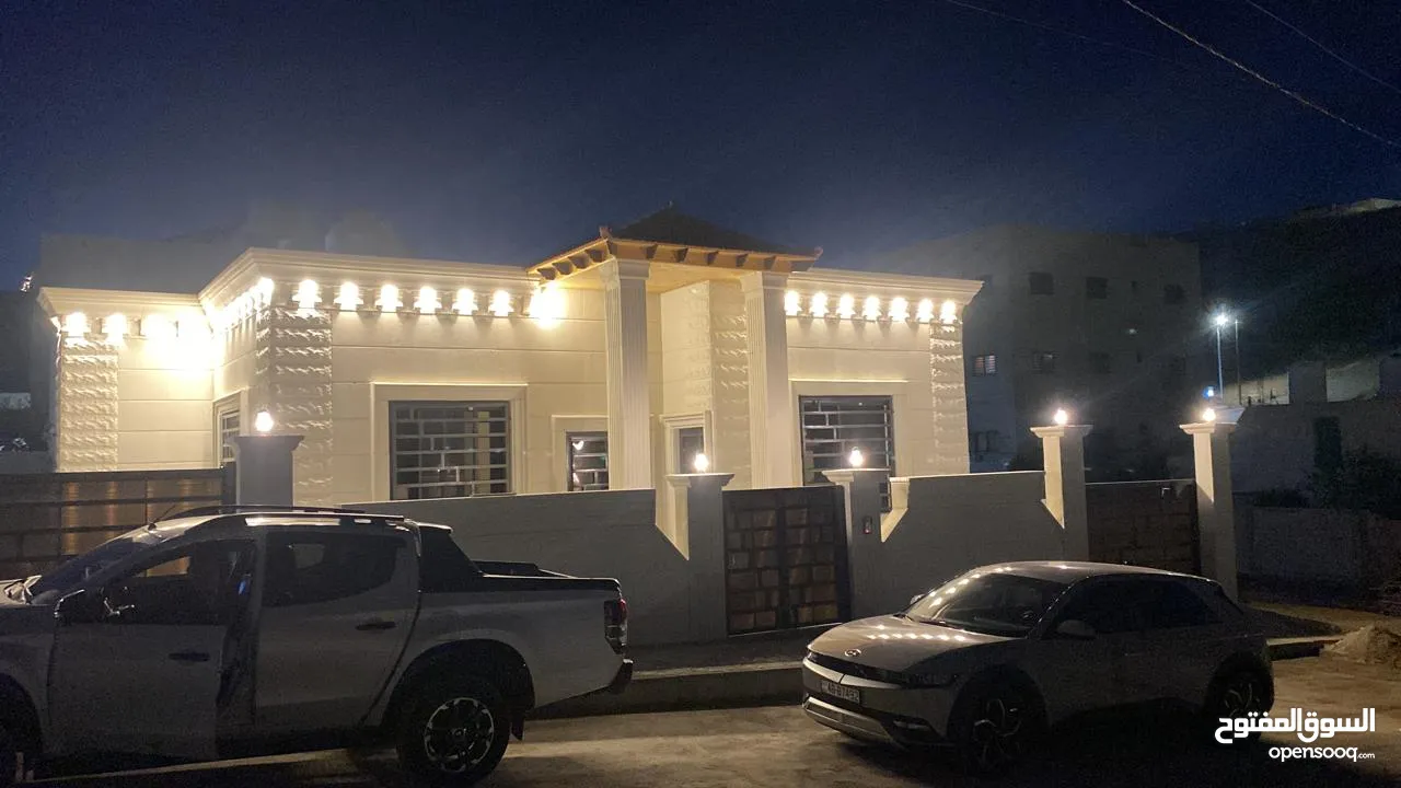 منزل مميز للبيع في الزرقاء  من المالك مباشرة