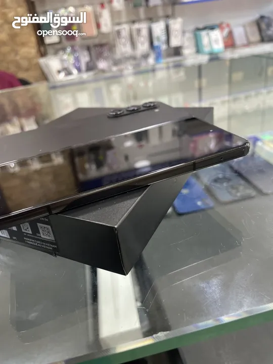 Samsung Z fold 5 بحالة ممتازة جدا