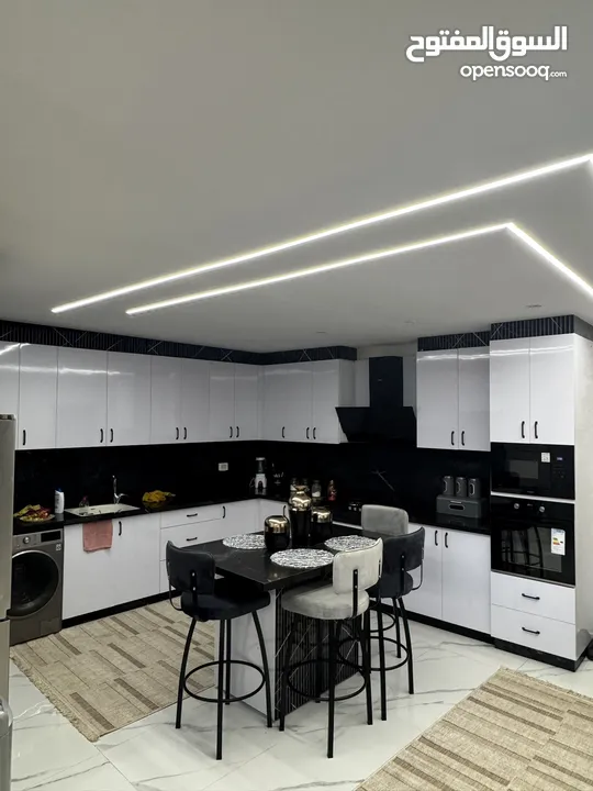 شقة للبيع بيتونيا دوار الفواكة نصف كاش ونصف شيكات لغاية 50 شهر فقط