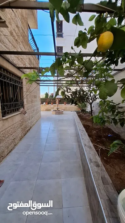 شقة ارضية فاخرة للبيع