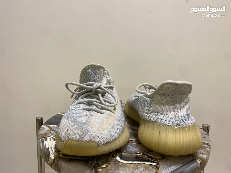 Yeezy Cloud-white 350v2 Size: 42 3/4 EUR Used condition / Authentic / Bought on release date