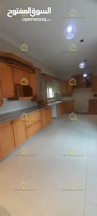 فيلا للايجار عبدون"يوجد عروض اخرى Villa for  rent Abdoun There are other V72