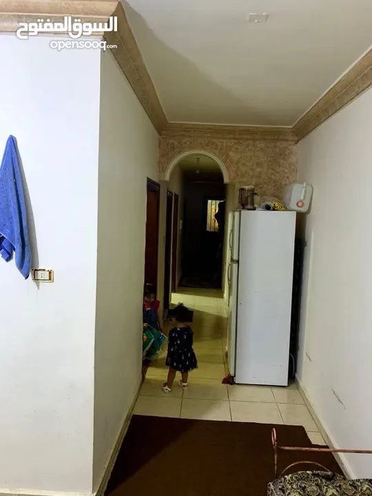 شقه استثماريه مؤجره في موقع مميز وبسعر مناسب جدا بداعي السفر من المالك مباشره