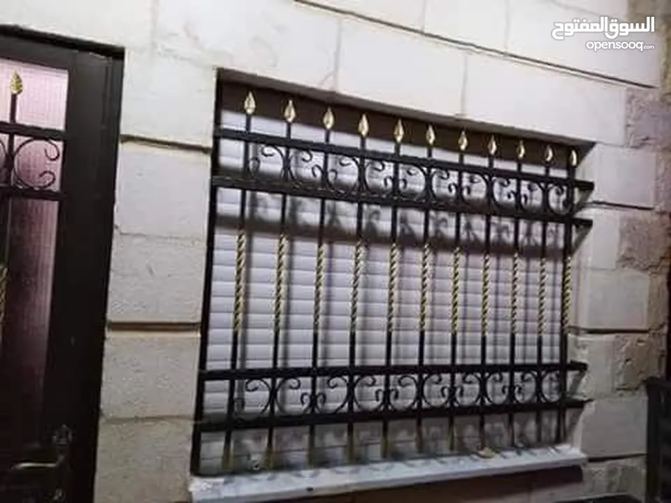 نشتري جميع انواع الاثاث المستعمل والخردوات والنثريات