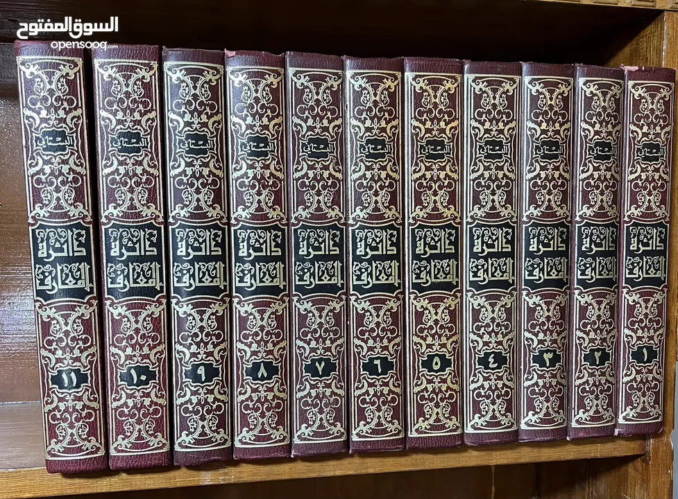 كتب مجلات قديمة