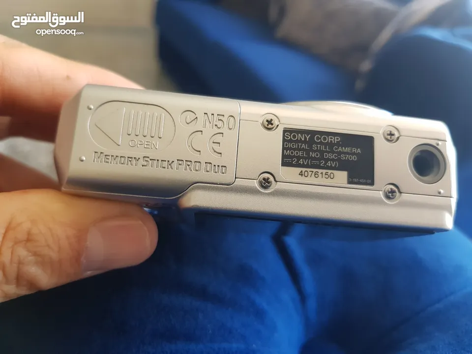 كاميرا سوني سايبر شوت 7.2 ميجا بيكسل 2.4 ال سي دي عالية الكفاءة استخدام بسيط جدا للبيع بسعر مغري...