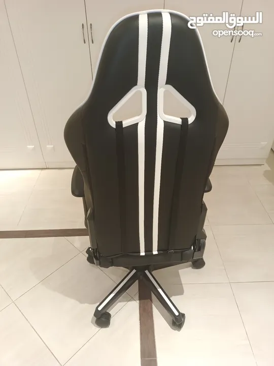 كرسي جيمنج مستعمل من DXRACER مريح جداً DXRACER Gaming chair - Opensooq