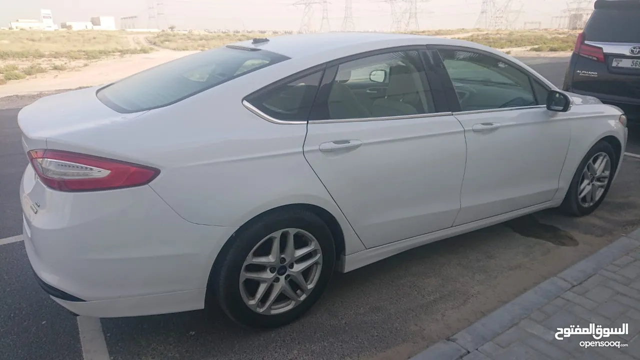 Ford Fusion 2013 White Colour