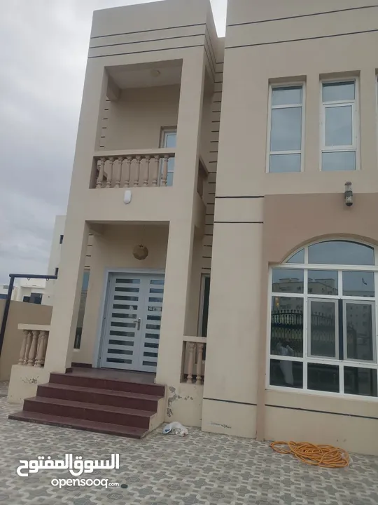 villa for rent near alamri center located alkhoud 7