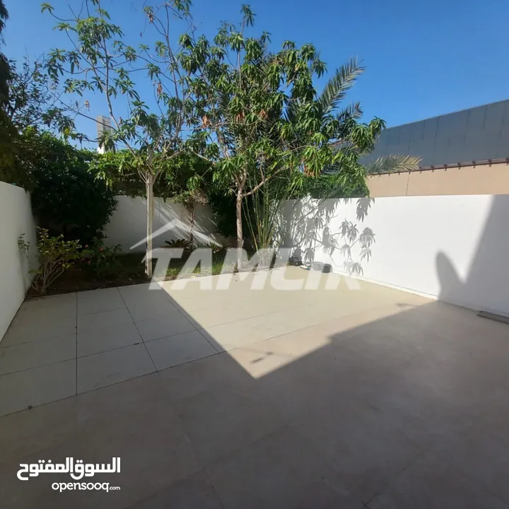 Luxury Townhouse for Rent or Sale in Al Mouj REF 270BB