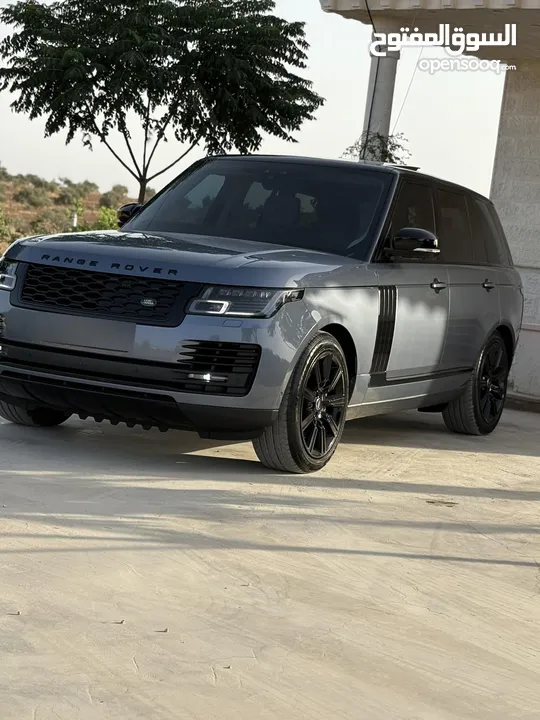 ‏Range Rover Vougue Autobiography Black edition plug in hybrid2020