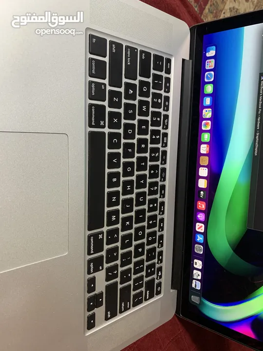 Apple MacBook Pro ( retina ,15 inch .core i7