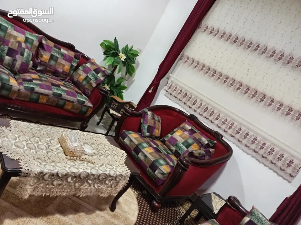 طقم كنب خشب زان محفر فخم تنجيد جديد.... حجم جامبو 7مقاعد ....مريح للظهر والجلوس