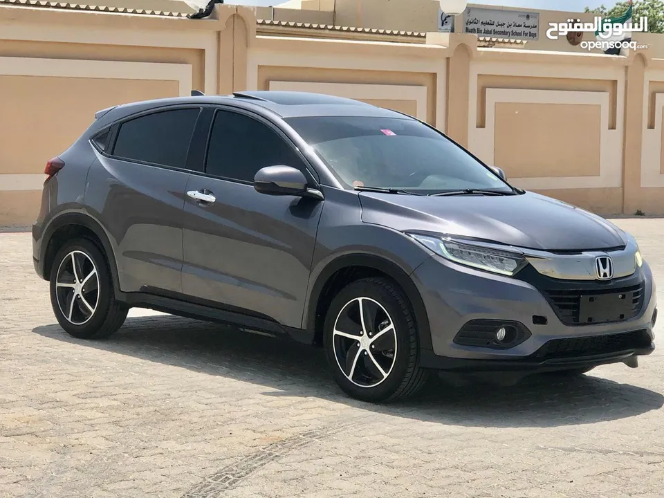 HONDA,HR-V 2021 FULL OPTIONS GCC,panoramic