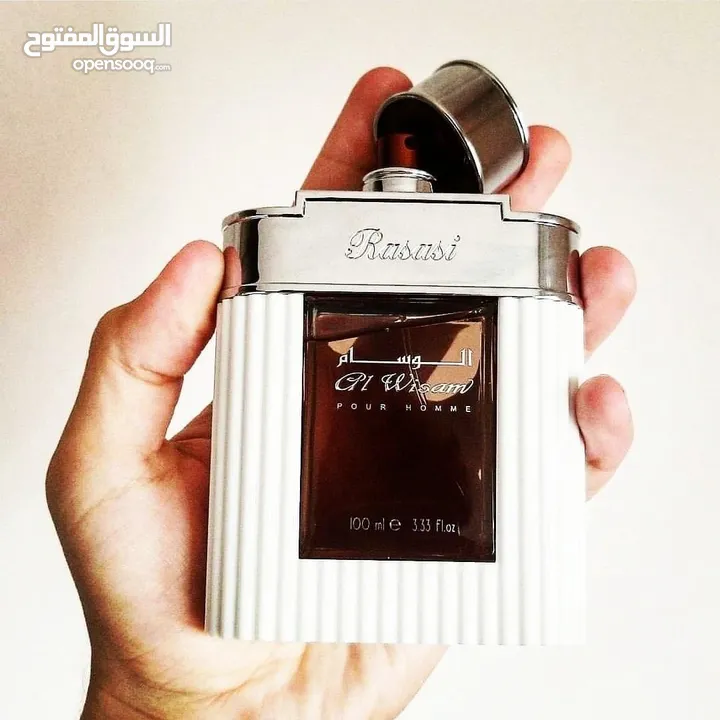 عطر  الوسام الأصلي  الرصاصي  عطر رجالي فاخر من الرصاصي للعطور   العطر مزيج من الأخشاب العطرية مع