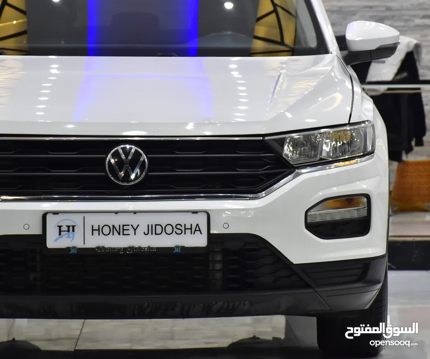 Volkswagen T-ROC ( 2021 Model ) in White Color GCC Specs