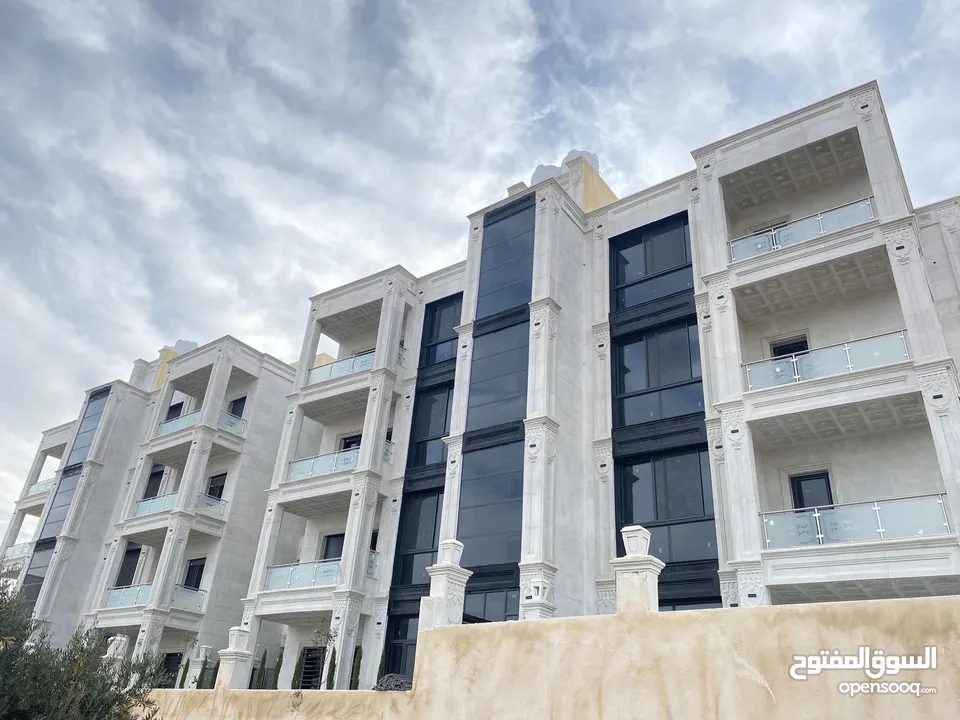 شقق سكنية بتشطيبات عالية الجودة للبيع بإطلالة خلابة في شفا بدران، منطقة فلل، امكانية التقسيط