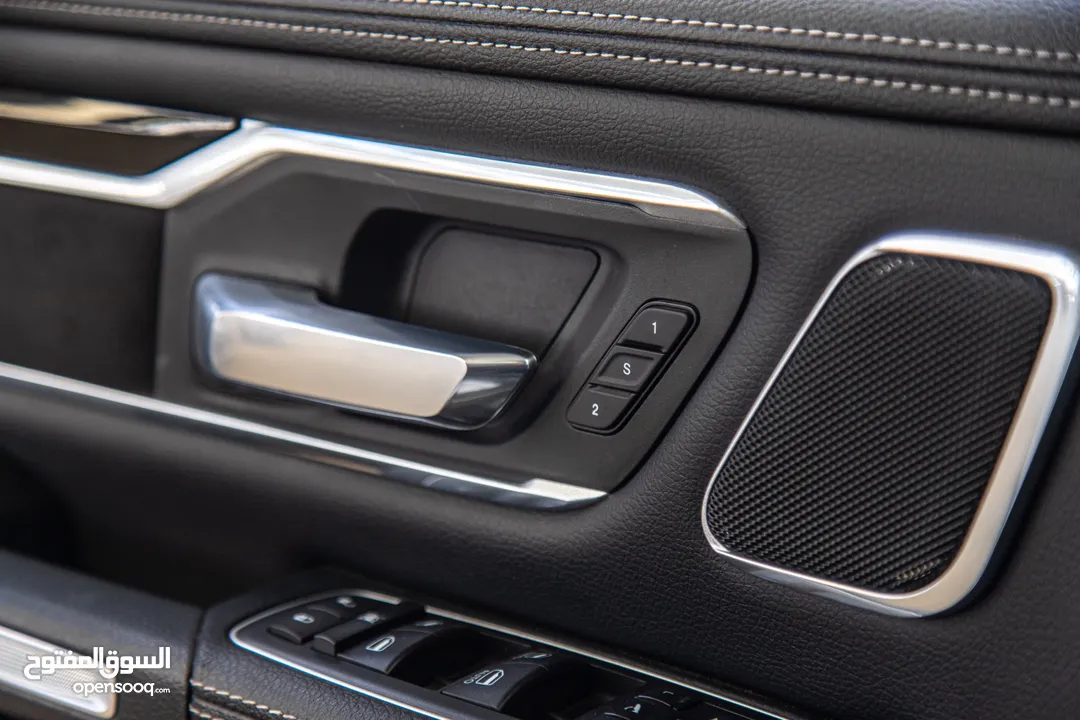 2020 Ram 1500 laramie