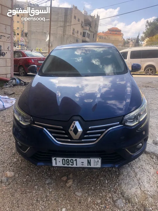 سيارة رينو ميجان قراند كوبي هاتشباك 2018 للبيع