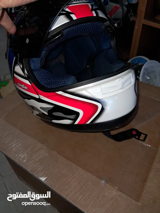 خوذه دراجه Arai