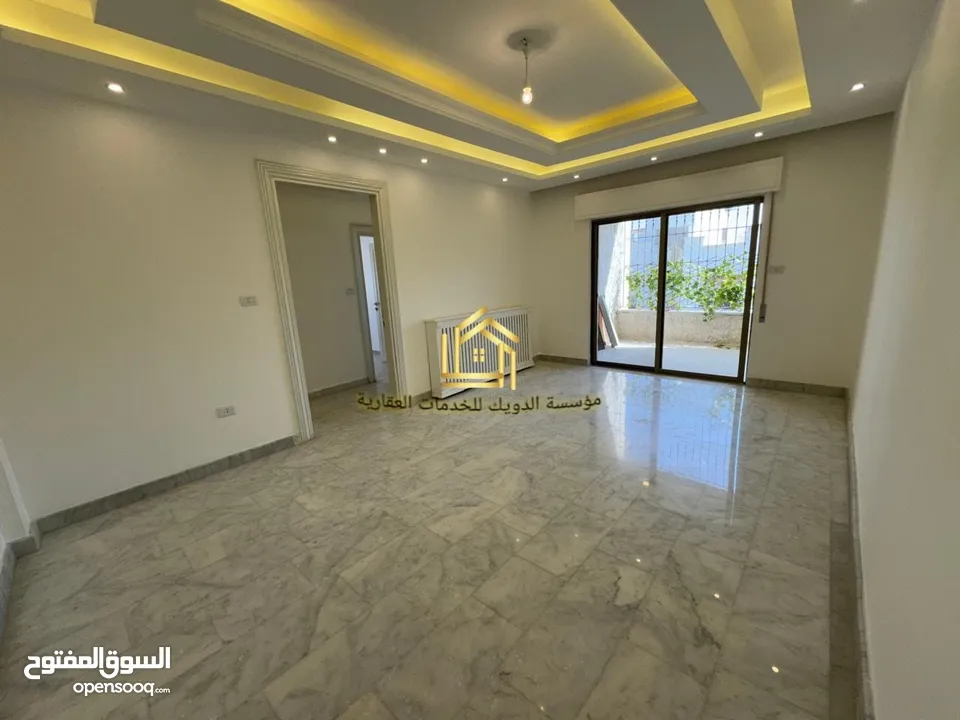 شقة سوبر ديلوكس - دير غبار - 4نوم 2ماستر - 250م - اطلالة مميزة - قرب الخدمات - موقع هادئ ومميز