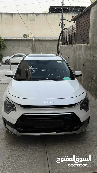 كيا نيرو هايبرد بالمواصفات الفخمه جدا