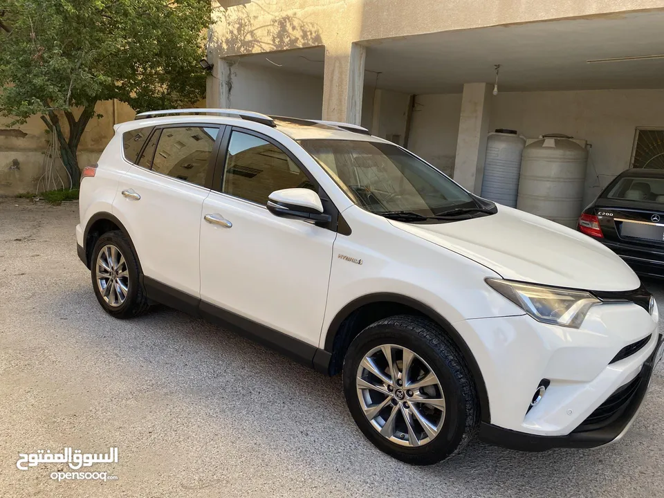 تويوتا راف فور فحص كامل هايبرد لميتد اعلى صنف مع فتحة بالسقف بحالة الشركة Rav 4