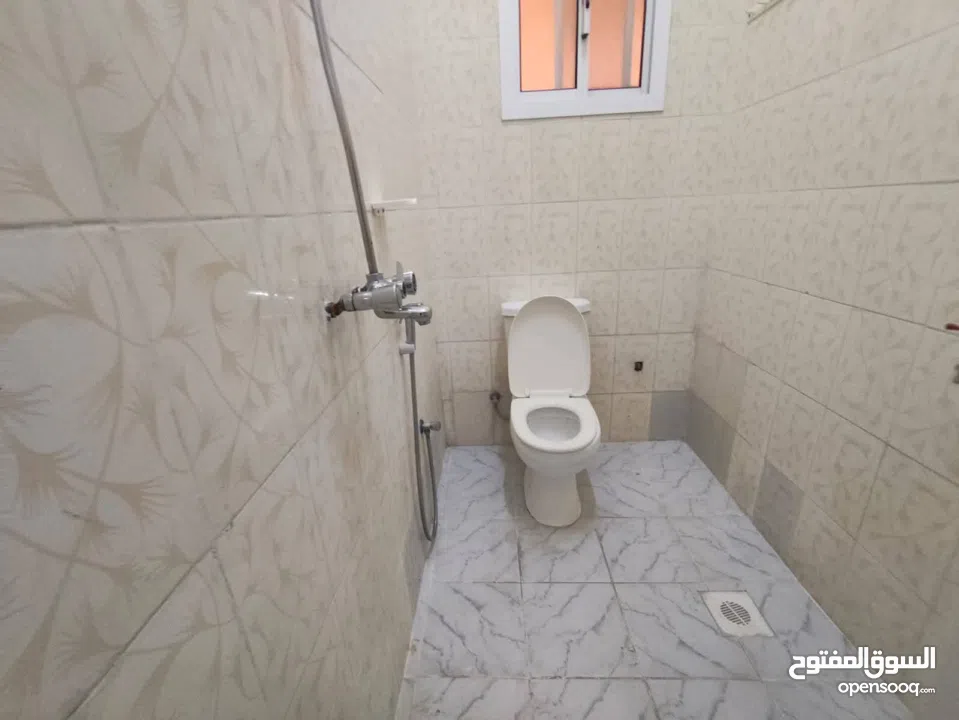 Gudaibiya:- Close to Supreme Broast. 2Bhk Unfurnished Flat on Rent with Acs.