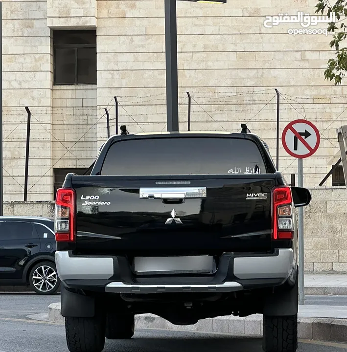 ميتسوبيشي L200 2022 لون أسود مميزه فحص كامل كرت ابيض 178 حصان فل الفل ديفلوك